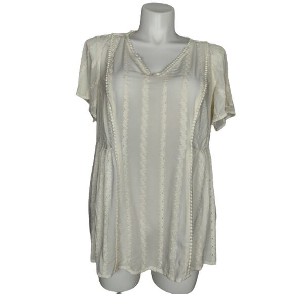 Torrid Ivory Eyelet Embroidered Blouse Size 1 - Picture 2 of 15